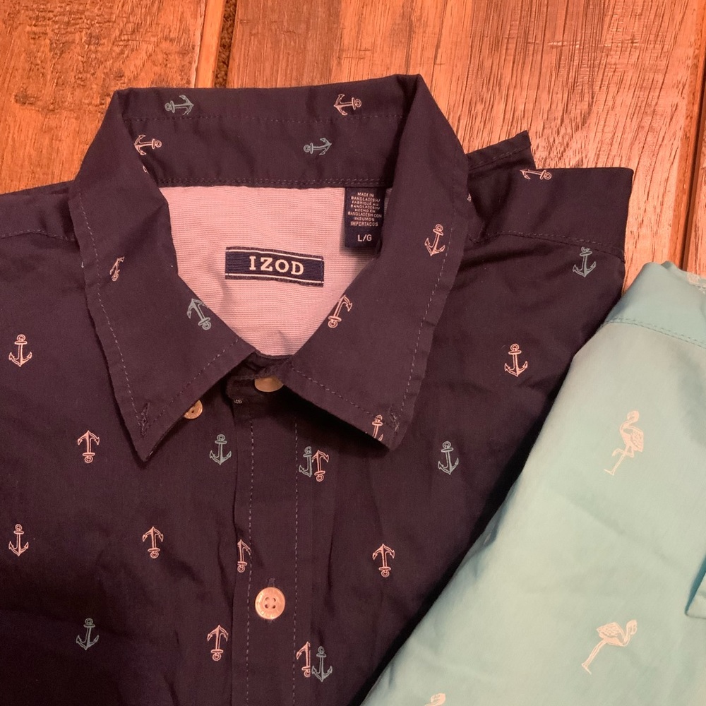Set Of Two Izod Short Sleeve Button Down. Size La… - image 4